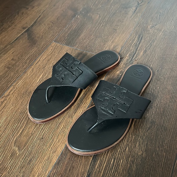 Tory Burch Shoes - Tory Burch sandals